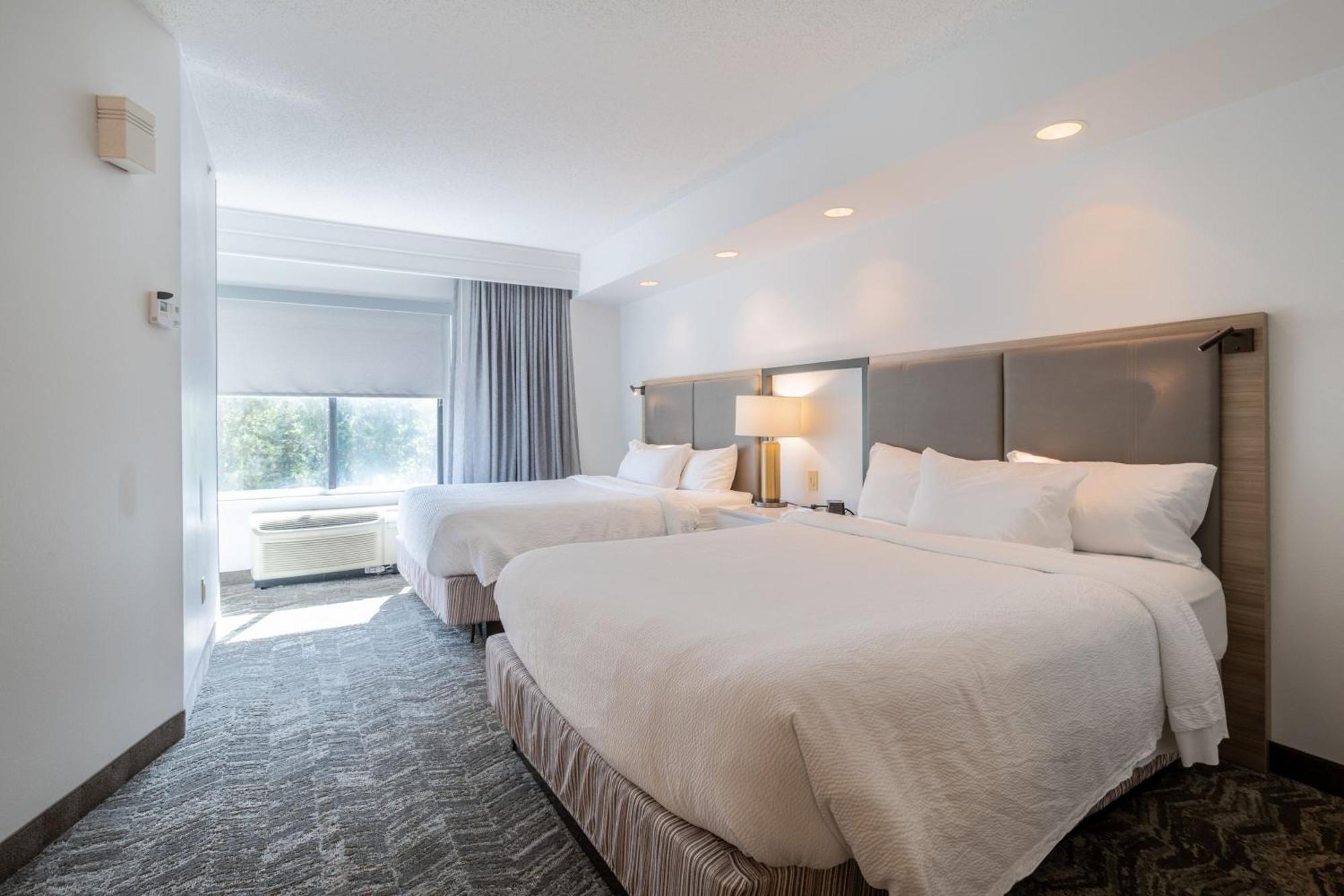 Springhill Suites Gainesville Exterior foto